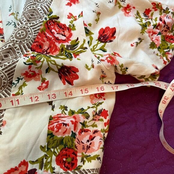 High low ( maxi length ) romper shirts set ! Super cute - new with tags- roses - Picture 8 of 10